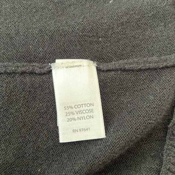 J Jill black v neck soft knit in cotton blend - Picture 7 of 7